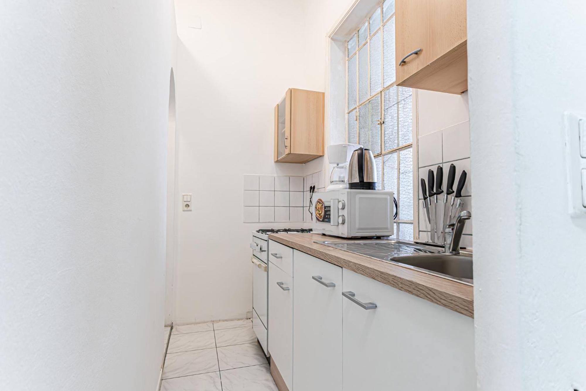 Bright 1Br Apartment 10 Min From Heart Of Bécs Kültér fotó